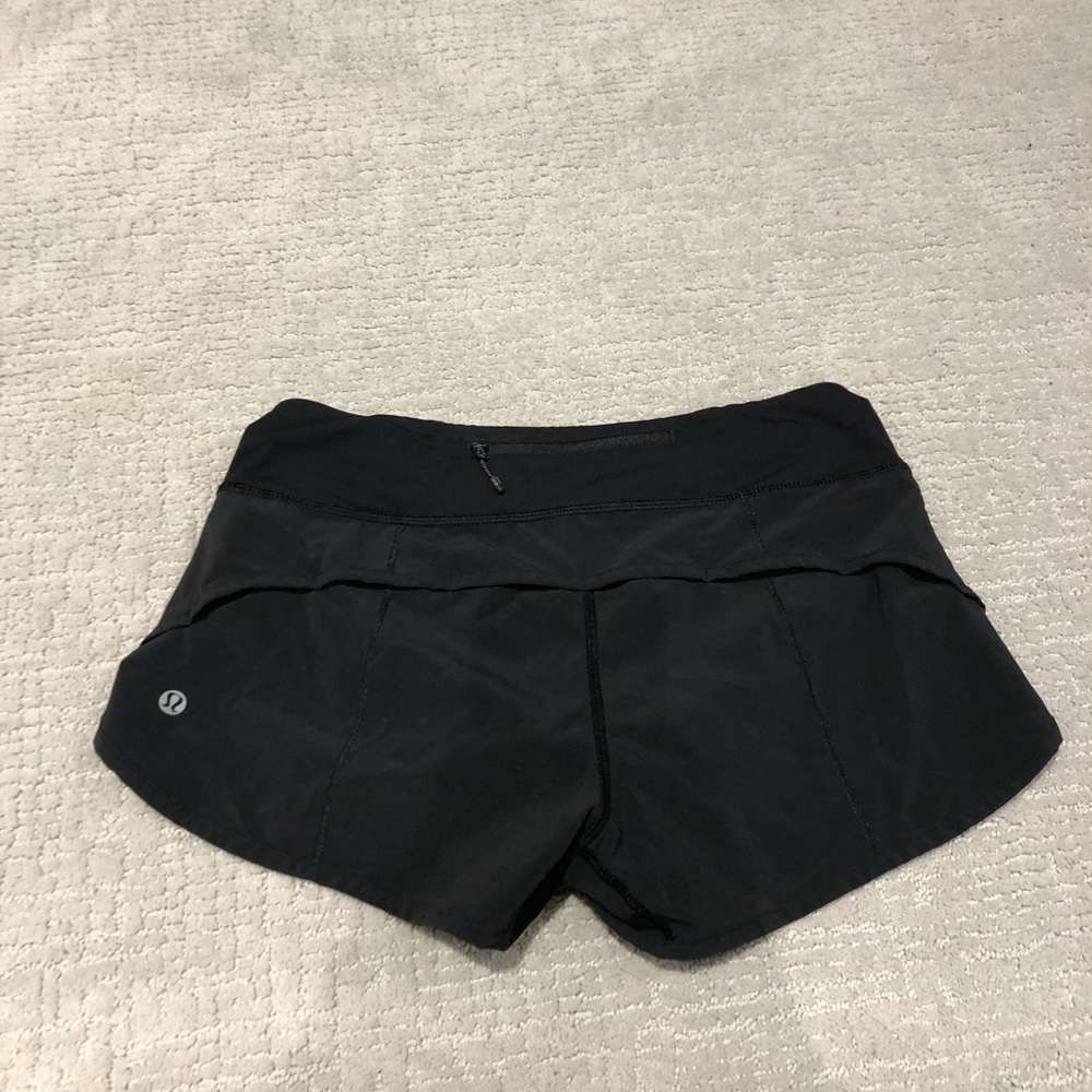 Lululemon short